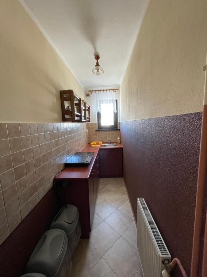 Pokoje Goscinne U Ady Jurgów Buitenkant foto