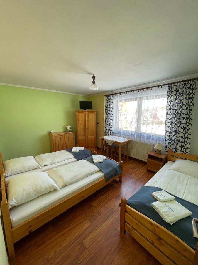Pokoje Goscinne U Ady Jurgów Buitenkant foto