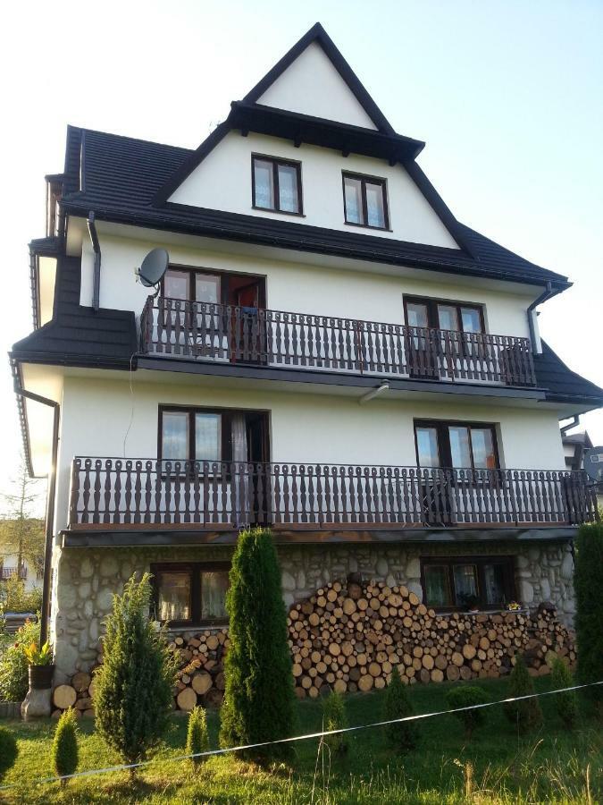Pokoje Goscinne U Ady Jurgów Buitenkant foto
